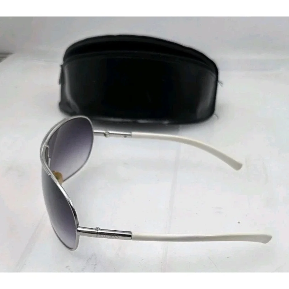 GUESS Vintage 2000's glasses